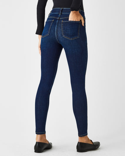Women Blue Skinny Fit Mid-Rise Clean Look Jeans